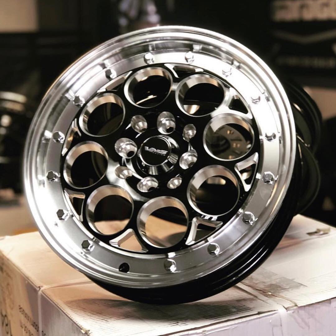VMS Wheels Revolver 15X3.5 4X100/114.3 10 ET 73.1 CB Black Milling Polished Lip Chrome Rivets Set Of 2